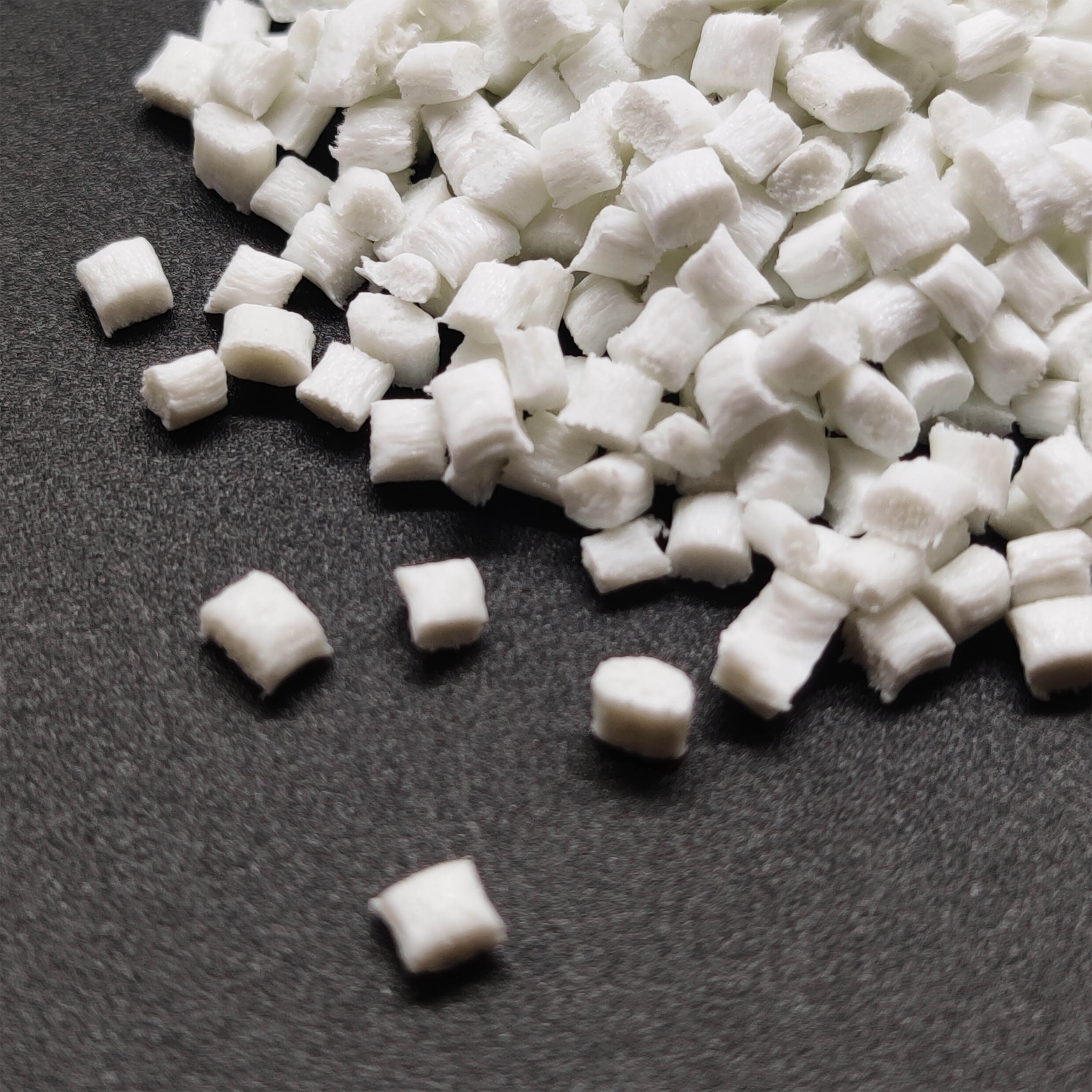 Phenylenesulfide Glass Fiber Reinforced Flame Retardant PPS-GF30-FR